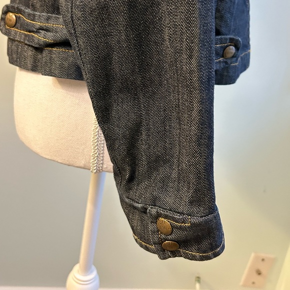 Banana Republic Jean Jacket - Picture 6 of 11